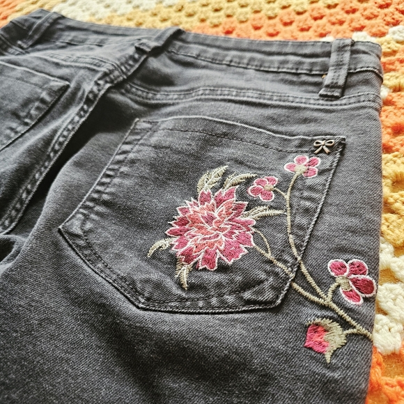 Nanette Lepore Floral Embroidered Birds Black HW Astor Skinny Jeans - Picture 13 of 16